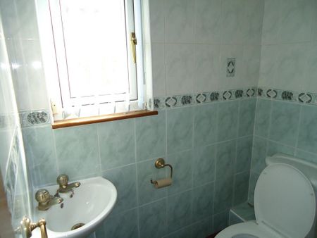 3 bedroom apartment to rent - Photo 3