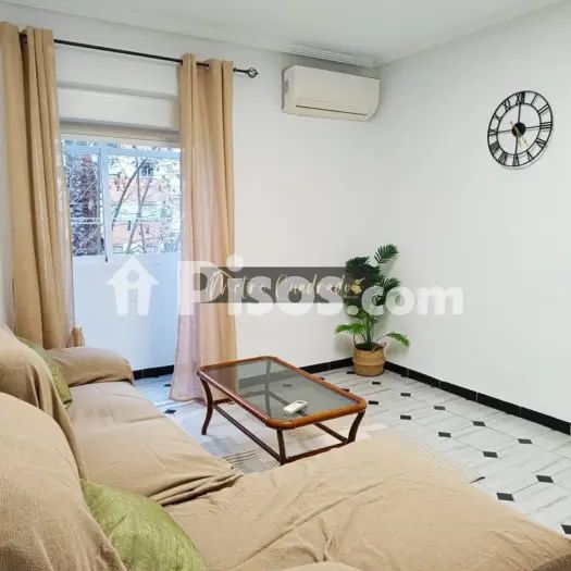 Piso en alquiler en Juan Carlos I - Foto 1