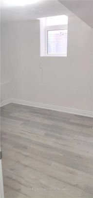 Detached Home For Lease | W9238503 - Photo 1