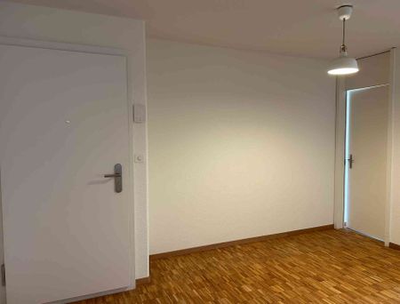 4.5 Zimmer, 95 m², 2. Stock - Photo 2