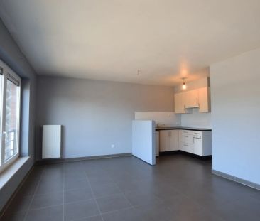 Modern éénslaapkamerappartement op 2de verdieping in centrum van Gi... - Photo 2