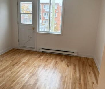 Métro Langelier, à louer, 41/2, - Photo 3