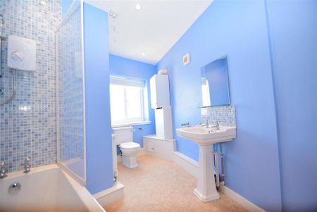 3 bedroom penthouse to rent - Photo 5