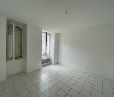 Location Appartement 1 pièce 24m² - Photo 4