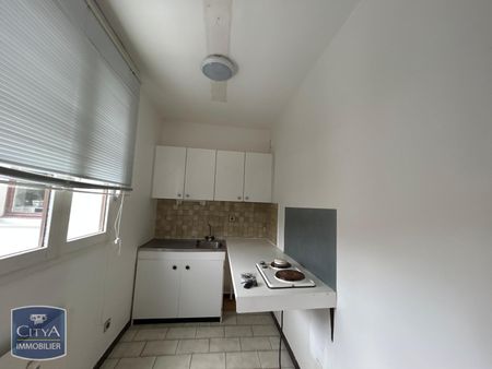 Location Appartement 1 pièce 31m² ST ETIENNE 42100 - Photo 5