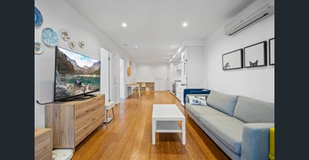 2BD APT Luxury Carlton Apartment at CBD Edge - Photo 3