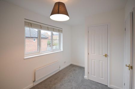 2 bedroom terraced house to rent - Photo 5