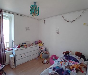 : Appartement 101.51 m² à CHAZELLES SUR LYON - Photo 3