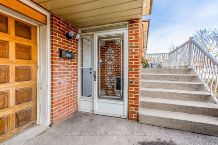 Semi-Detached Home For Lease | W8143920 - Photo 5