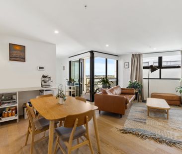 Designed with Distinction! - Photo 4