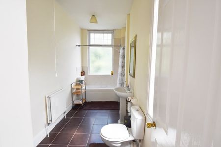 Room in a Shared House, Leslie Road, NG7 - Photo 5