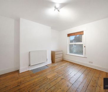 3 bedroom apartment to rent - Photo 4