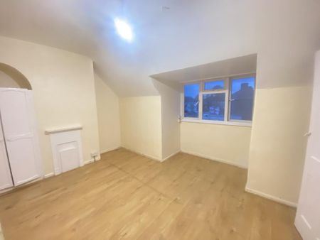3 bedroom terraced house to rent - Photo 5