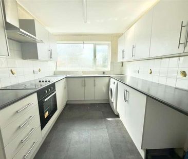 Grampian Way, Luton, Bedfordshire, LU3 - Photo 5