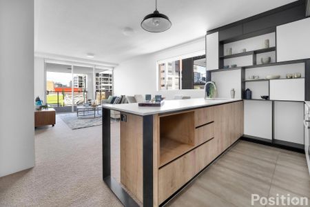 Stunning 2 Bedroom Apartment in Ultra Convenient Location! - Photo 4