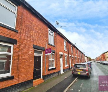 2 bedroom terraced house to rent - Photo 4