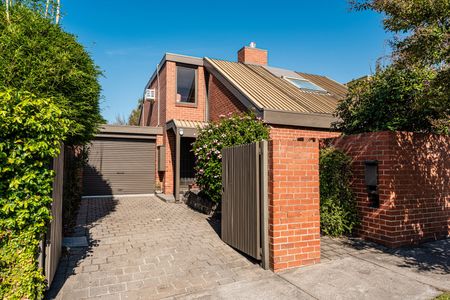 13 Thomson Street, Essendon VIC 3040 - Photo 5
