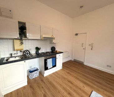 1 bedroom bedsit to rent - Photo 3