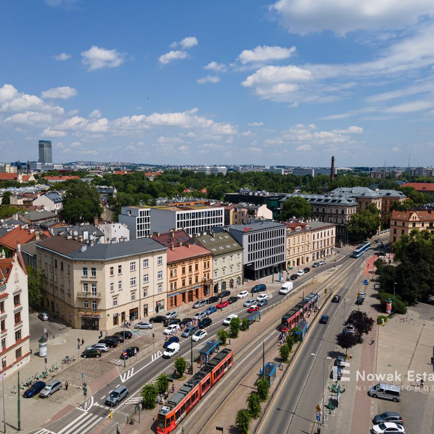 Studio po remoncie w centrum miasta - Zdjęcie 1