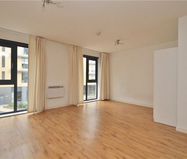 Guildford Road, Woking, Surrey, GU22 7LR - Photo 4