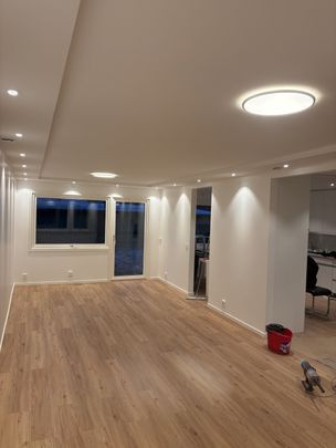 Snårvindevägen, Hässelby - Photo 1