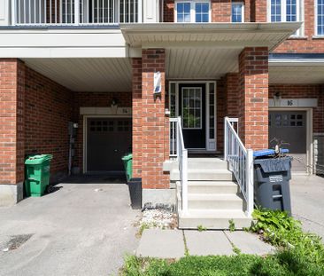 For Lease - 14 Rabbit Run Way, Brampton, Ontario - Photo 4
