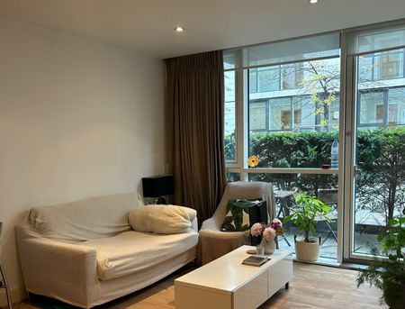 1 Bed Flat, Times Square, E1 - Photo 2