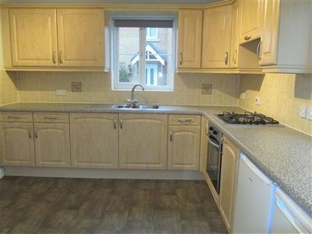 4 bedroom house to rent - Photo 5