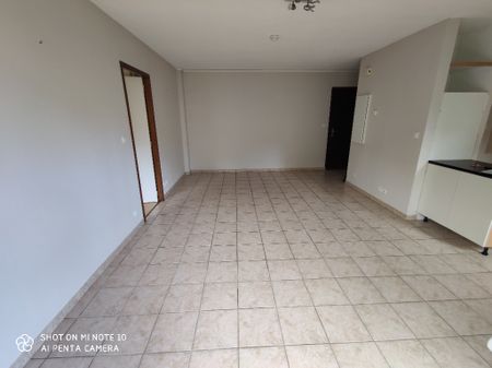 Location Appartement 2 pièces 48m² - Photo 5