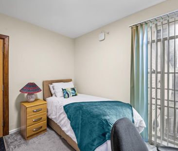 1 bedroom in a house share to rent - Photo 4