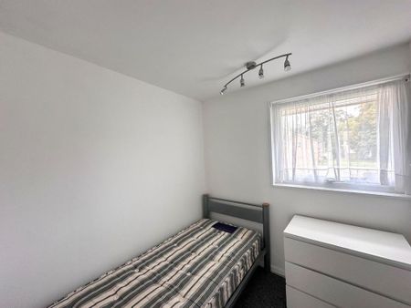 4 bedroom house to rent - Photo 2