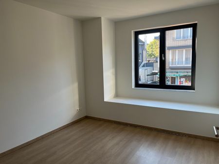 Top gelegen appartement met 2 slaapkamers en terras - Photo 3