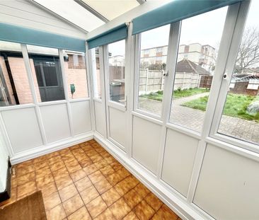 Oakhurst Road, Southend-on-Sea, Essex, SS2 5DT - Photo 5