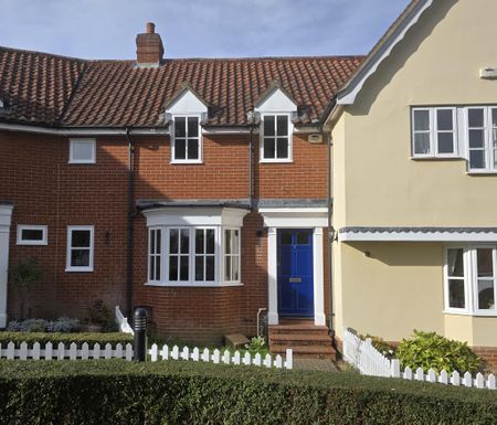 3 bedroom terraced house to rent - Photo 4