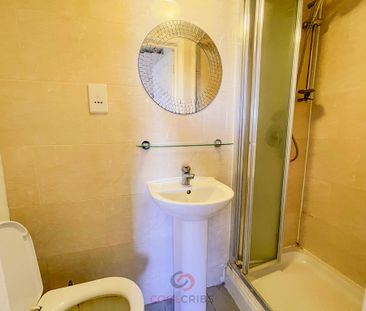 Blythe Road, Shepherds Bush, W14 - Photo 4