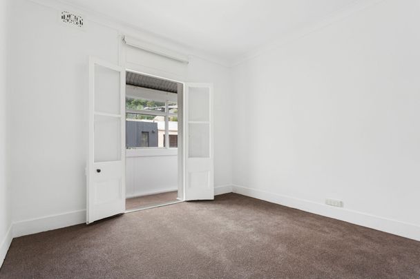 33 Iris Street, Paddington NSW 2021 - House For Rent | Domain - Photo 1