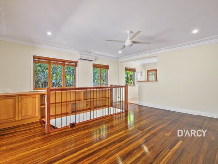 32 WOODLAND ST - Photo 2