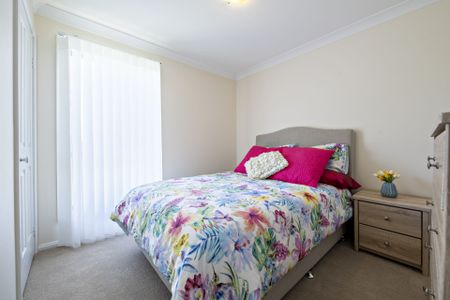 Renovated Four Bedroom Home with Pool - Photo 2