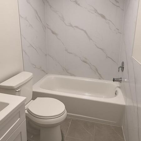 Magnifique 4 ½ neuf de A à Z, Confort et tranquillité à Montréal - Photo 4