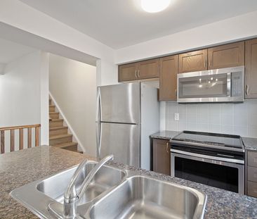 For Lease - 7 Applewood Lane Unit# 223, Toronto, Ontario - Photo 3