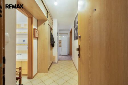 Výjimečné bydlení s prostorem pro život i podnikání - Most, Zahražany - Photo 5