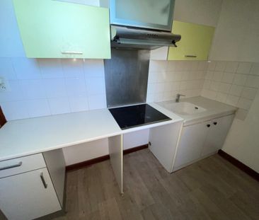 Location Appartement 2 pièces 47m² RODEZ 12000 - Photo 4