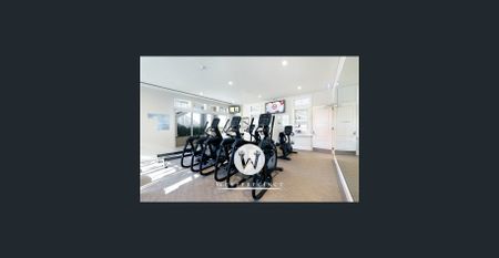 In transition? We offer fine furnished stays from 3 months + - Photo 5