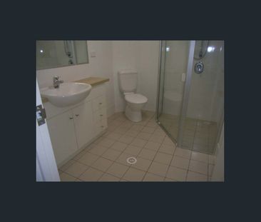 SPACIOUS EXECUTIVE WATERFRONT UNIT OPPOSITE SUTTONS BEACH! - Photo 6