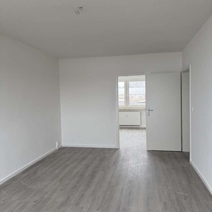 Frisch Renovierte 3-Zimmer Wohnung in Ziesendorf - Foto 1