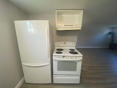 34 Greer St, Kingston, ON K7K 2V9 - Photo 4