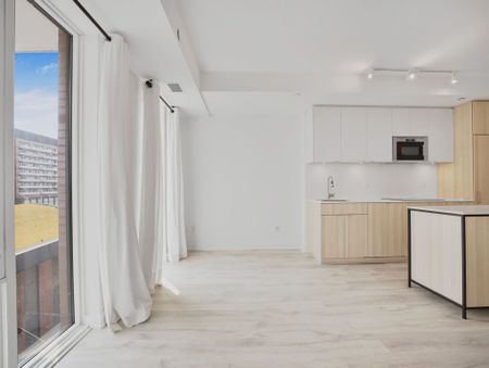 For Lease - 215 Lakeshore Road Unit# 429, Mississauga, Ontario - Photo 3