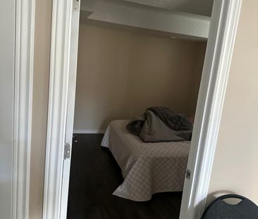 For Lease - 207 Otterbein Road, Kitchener, Ontario - Photo 3