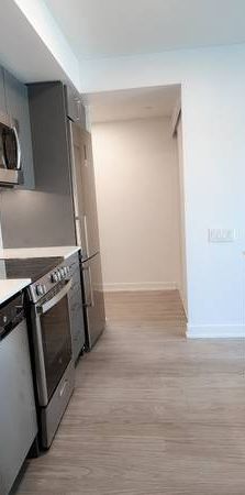 38 MONTE KWINTER CRT. #322 - 1BED+DEN/1BATH, LOCKER, STEPS TO TTC! - Photo 1