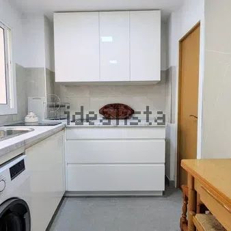 Alquiler de piso en Zona Puerto Deportivo - Photo 1